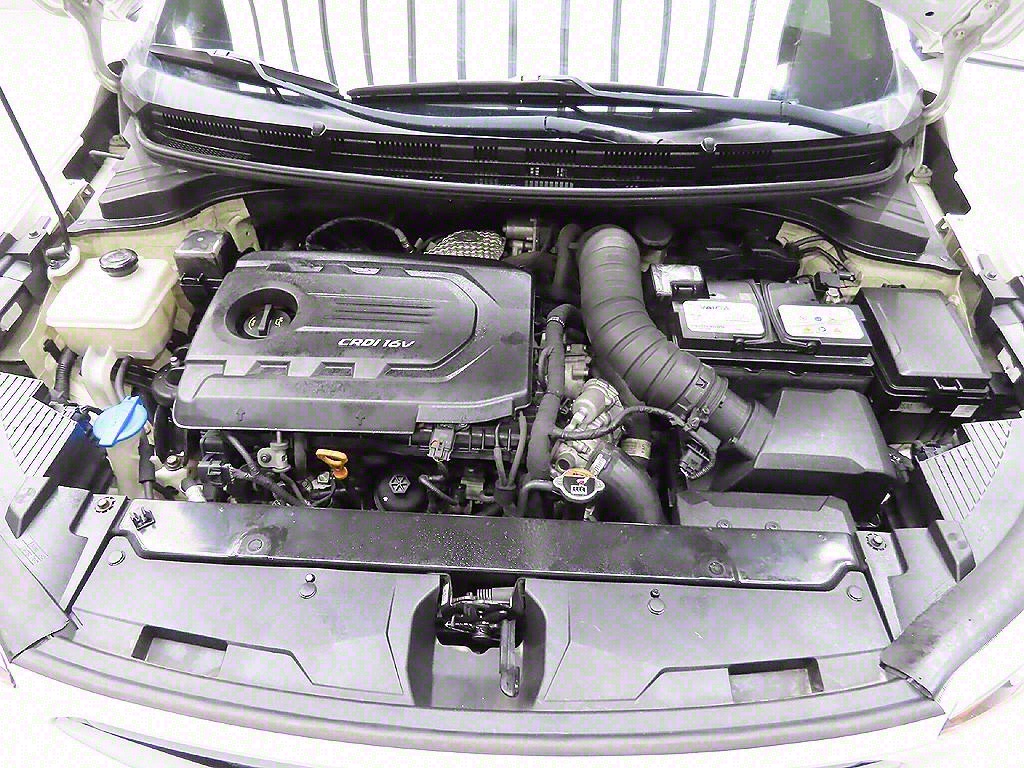 KIA Stonic 2018 Blanco - Importación desde Corea - HF Imports Iquique - Foto 7