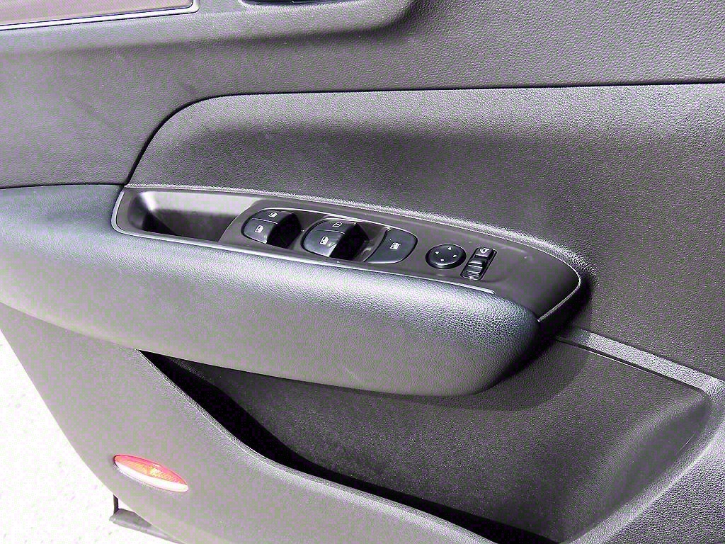 SAMSUNG QM6 - Vista 11