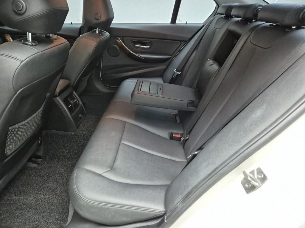 BMW 3 series - Vista 12