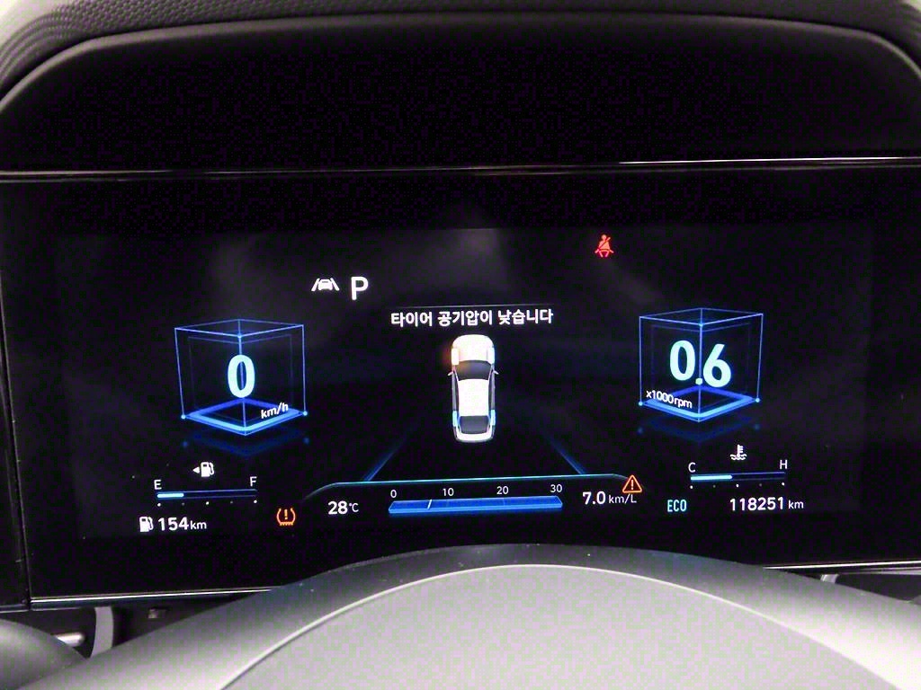 HYUNDAI Avante - Vista 6