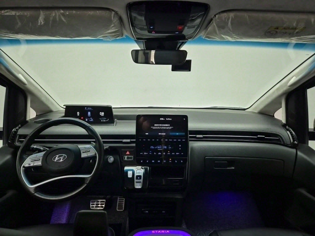 HYUNDAI Staria - Vista 7