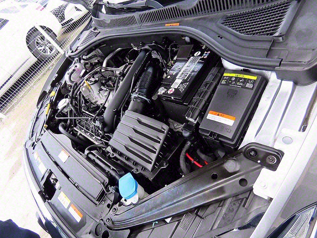 Volkswagen Jetta 2021 Gris - Importación desde Corea - HF Imports Iquique - Foto 18