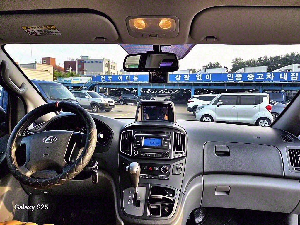 HYUNDAI Starex 2018 Azul - Importación desde Corea - HF Imports Iquique - Foto 13