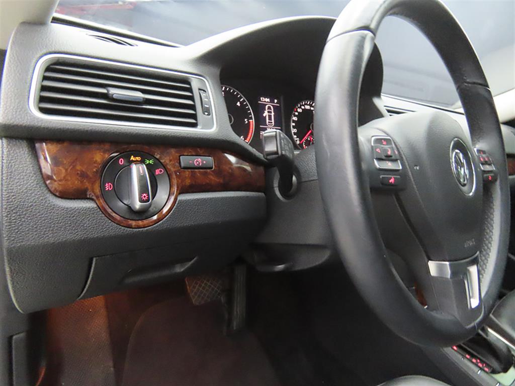 Volkswagen Passat 2013 Gris - Importación desde Corea - HF Imports Iquique - Foto 14