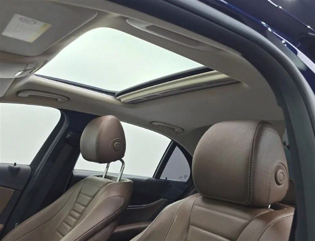 Mercedes Benz E class 2017 Azul - Importación desde Corea - HF Imports Iquique - Foto 19