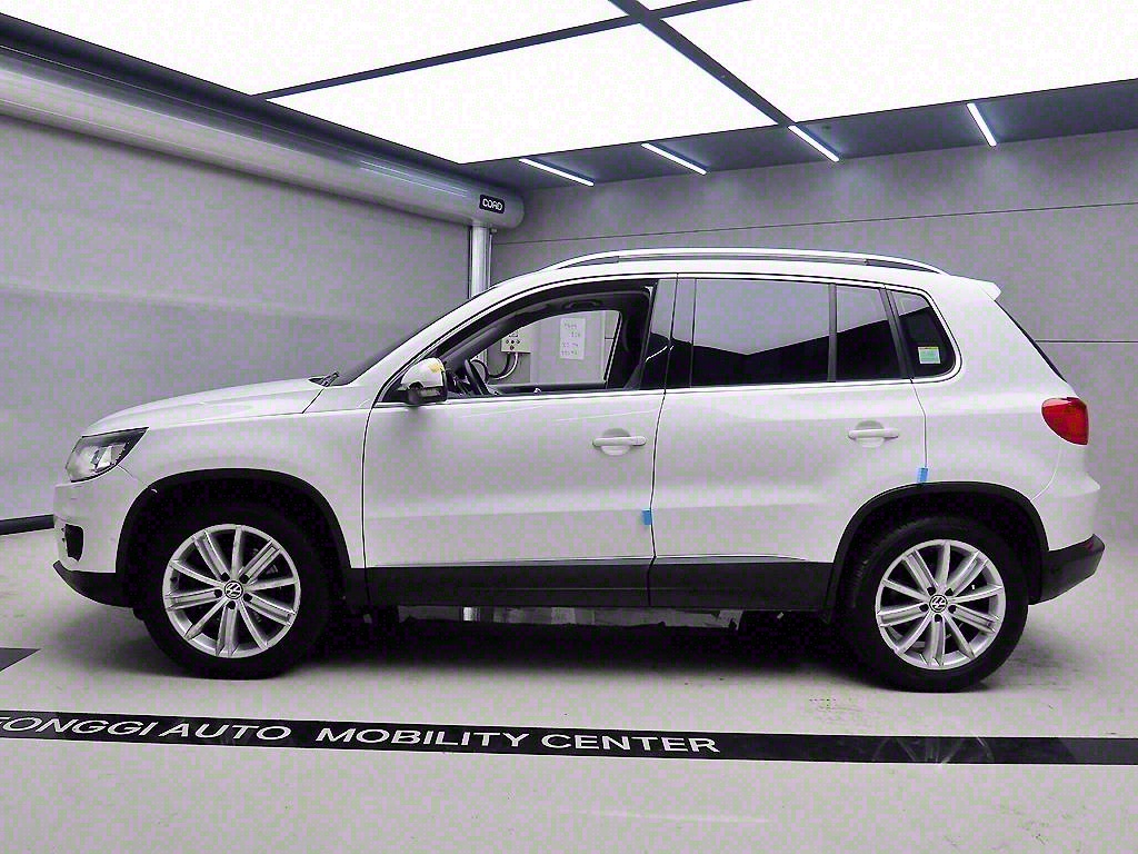 Volkswagen Tiguan - Vista 4