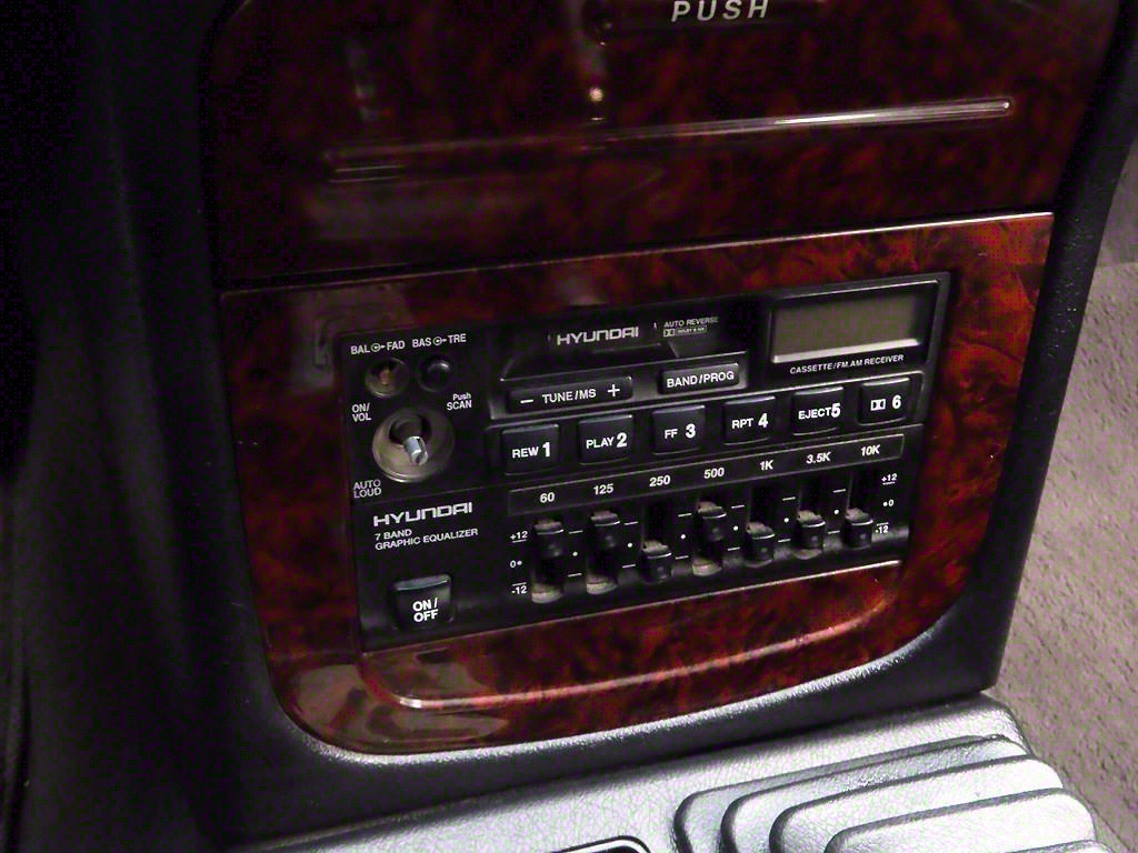 HYUNDAI Galloper - Vista 12