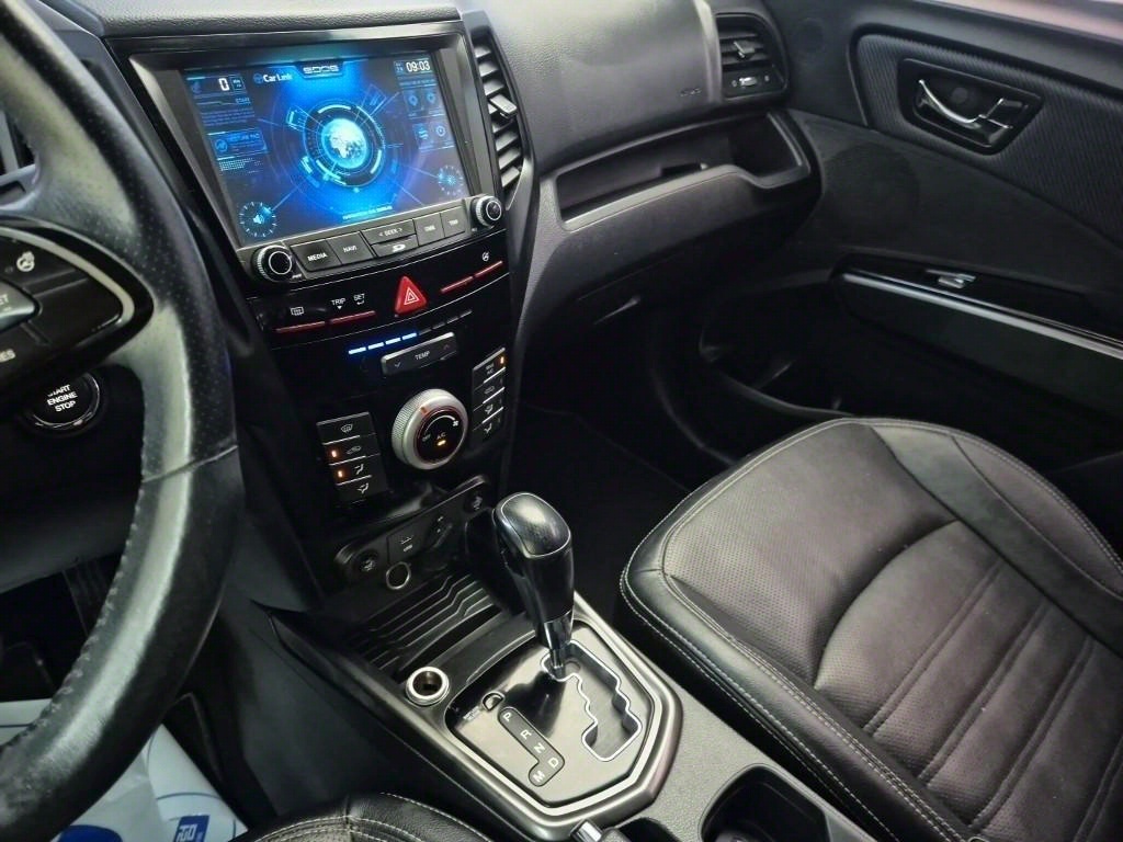 Ssangyong Tivoli - Vista 10