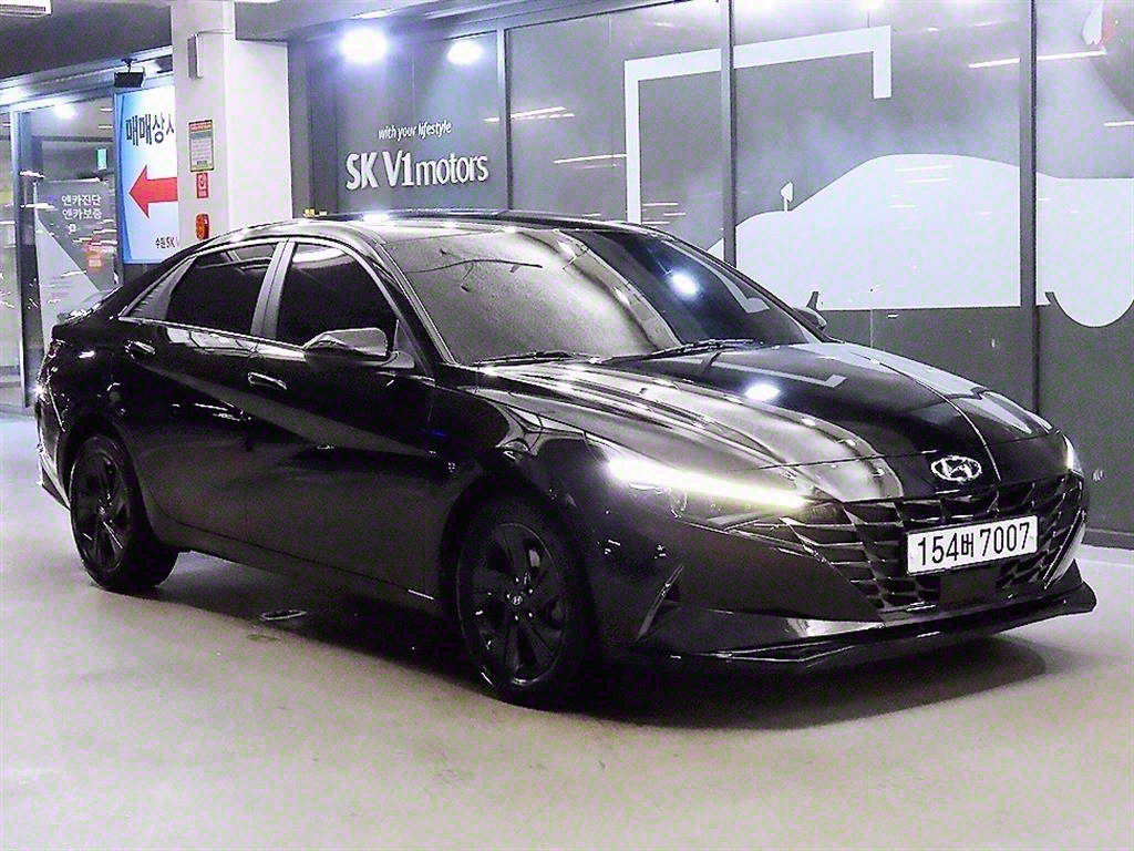 HYUNDAI Avante 2021 Negro - Importación desde Corea - HF Imports Iquique - Foto 1