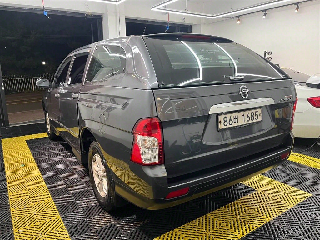 Ssangyong Korando - Vista 5