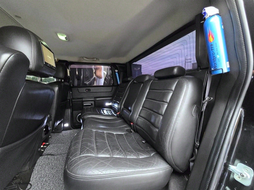Hummer H2 - Vista 6