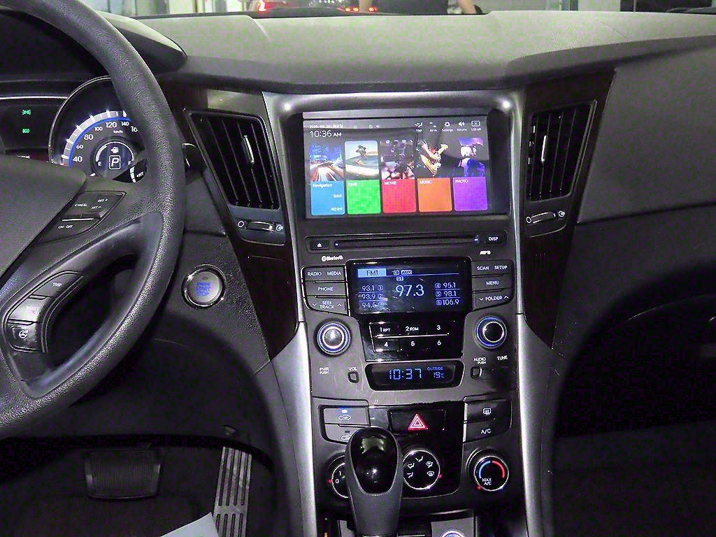 HYUNDAI Sonata - Vista 11