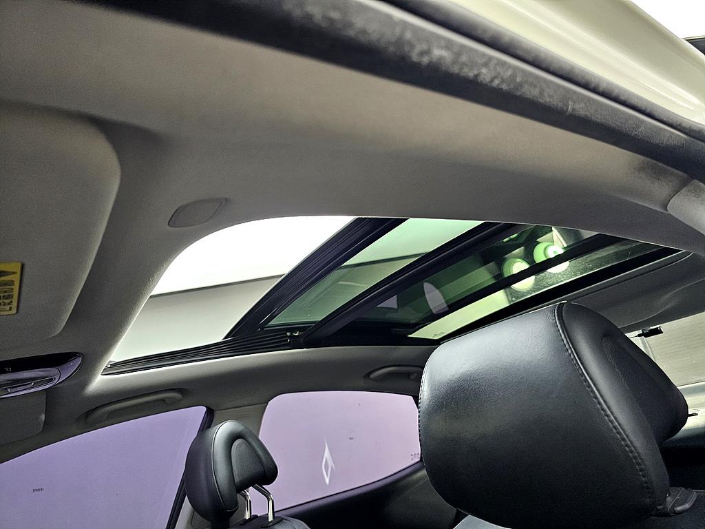 HYUNDAI Grandeur - Vista 12