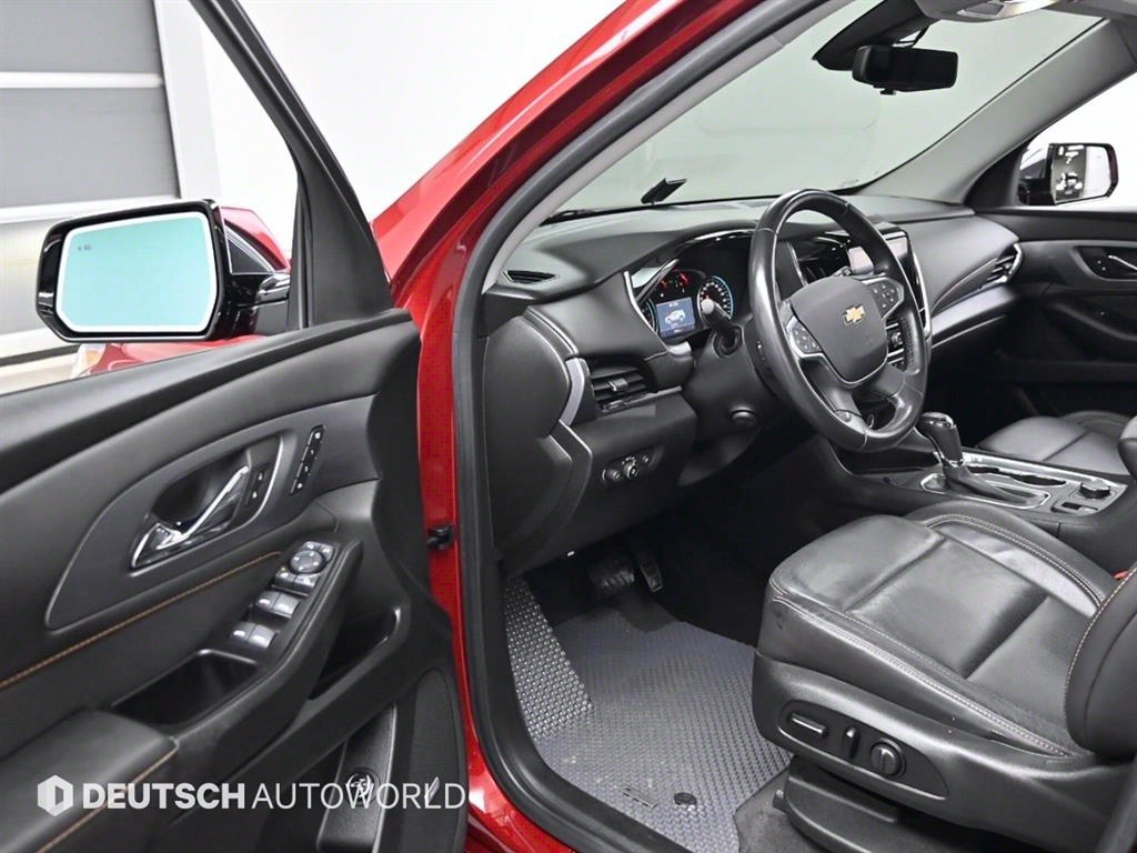 Chevrolet Travers - Vista 11