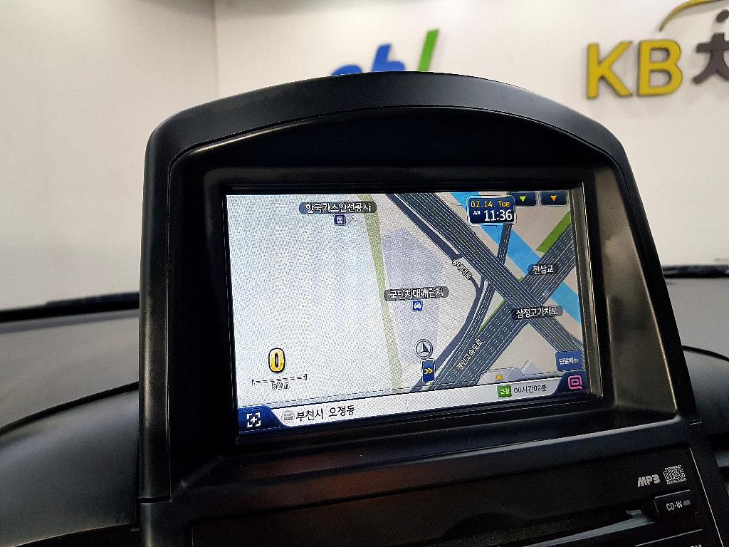 KIA Carnival 2011 Plateado - Importación desde Corea - HF Imports Iquique - Foto 13