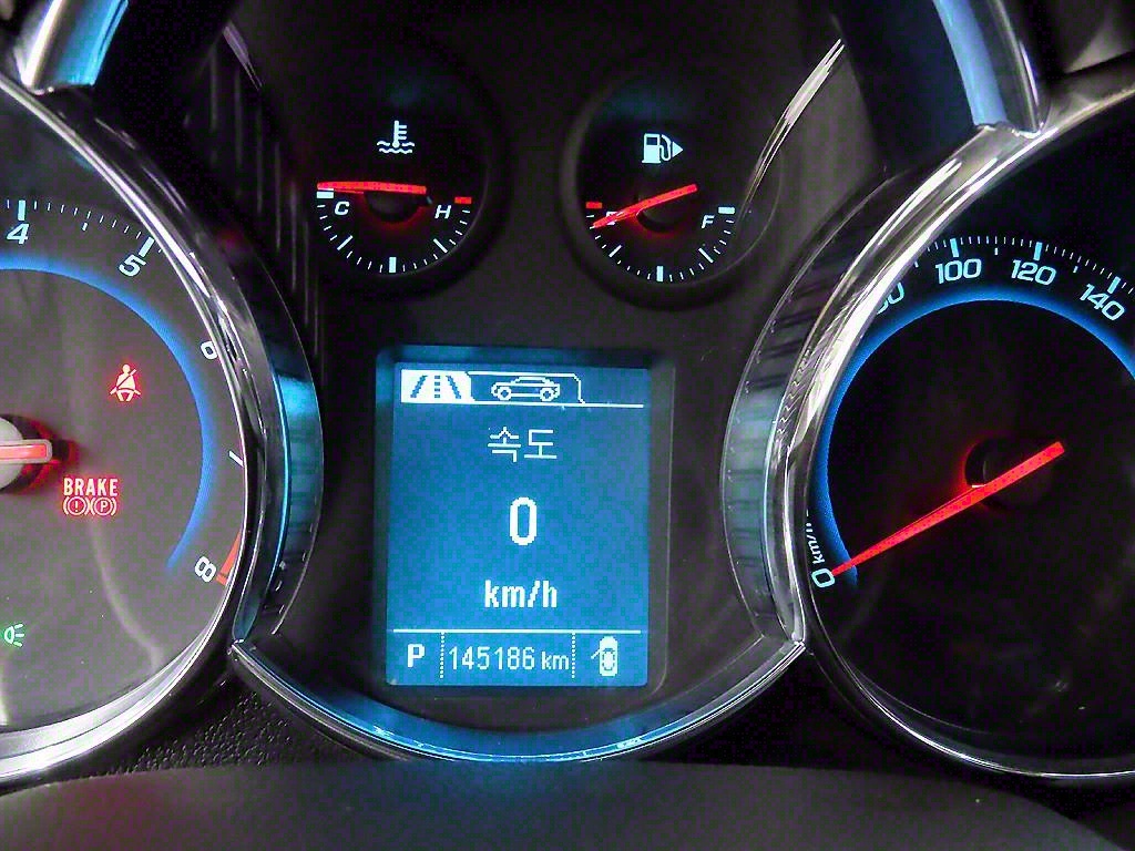 Chevrolet Cruise - Vista 8