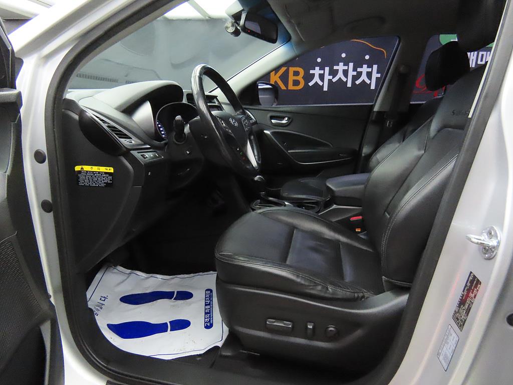 HYUNDAI Santa Fe - Vista 5