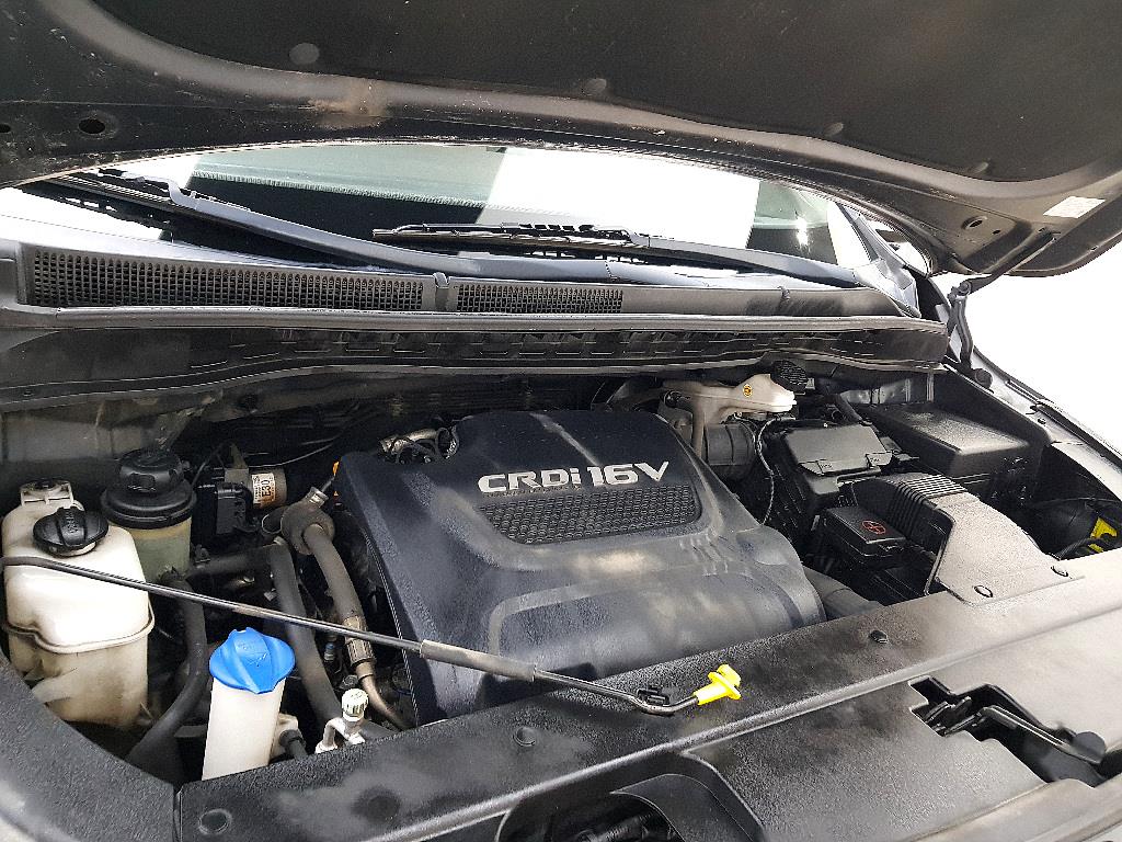 KIA Carnival - Vista 6