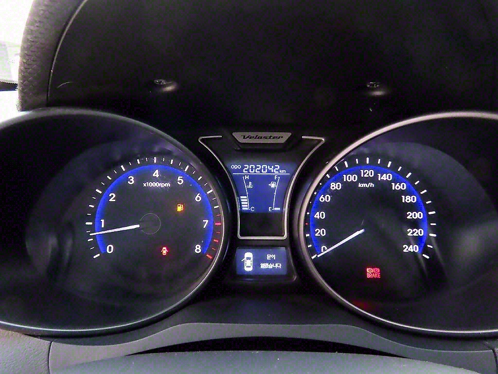 HYUNDAI Veloster - Vista 9