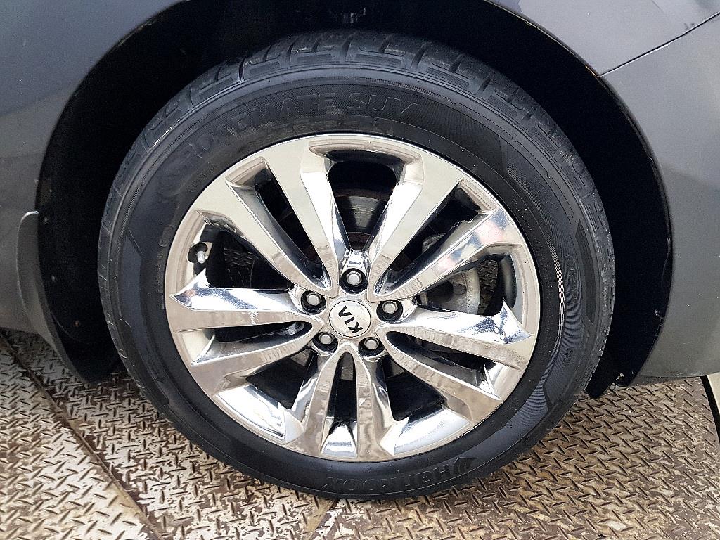 KIA Carnival 2017 Gris - Importación desde Corea - HF Imports Iquique - Foto 20