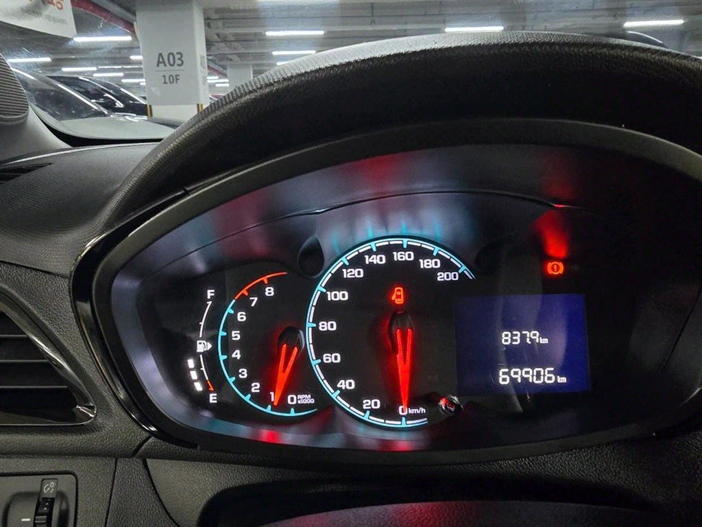 Chevrolet Spark - Vista 8