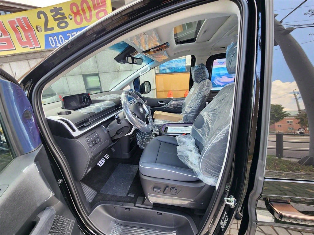 HYUNDAI Staria - Vista 6