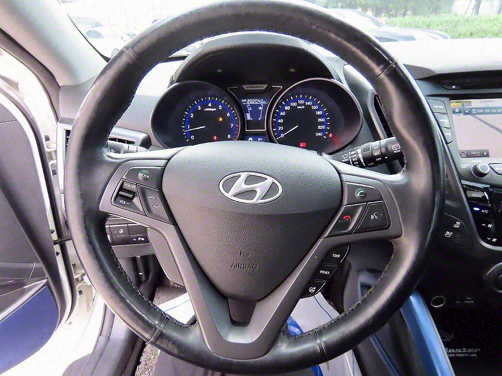 HYUNDAI Veloster - Vista 8
