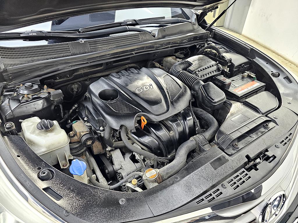 HYUNDAI Grandeur - Vista 6