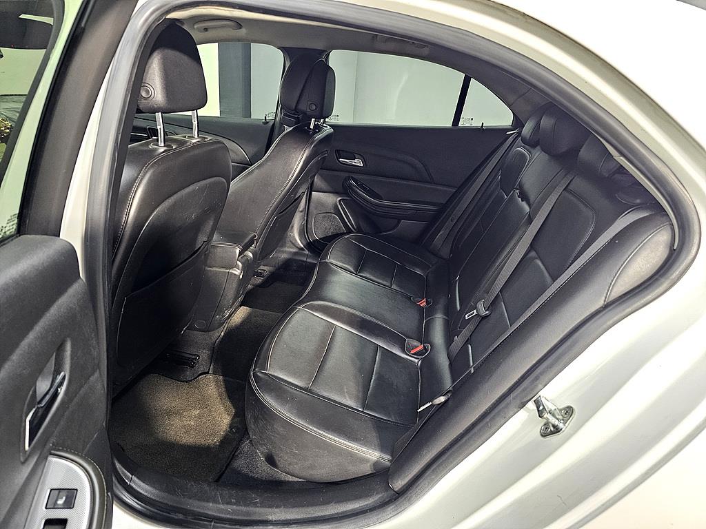 Chevrolet Malibu - Vista 9