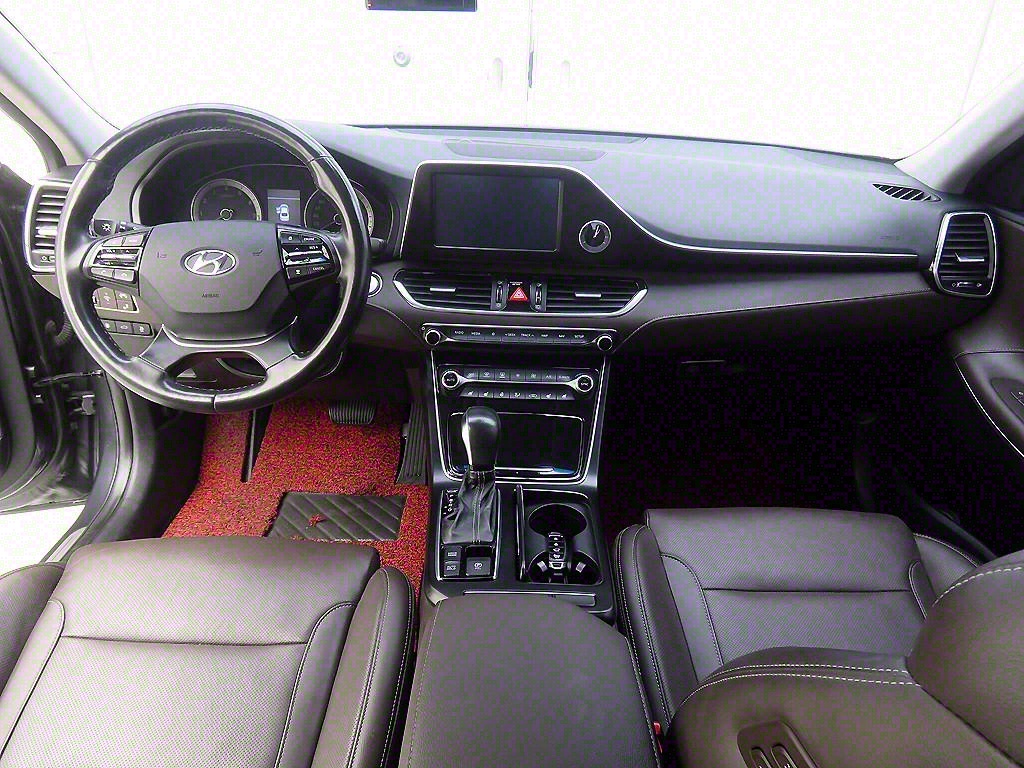 HYUNDAI Grandeur - Vista 8