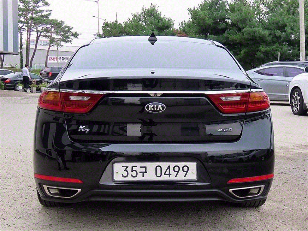 KIA K7 - Vista 4