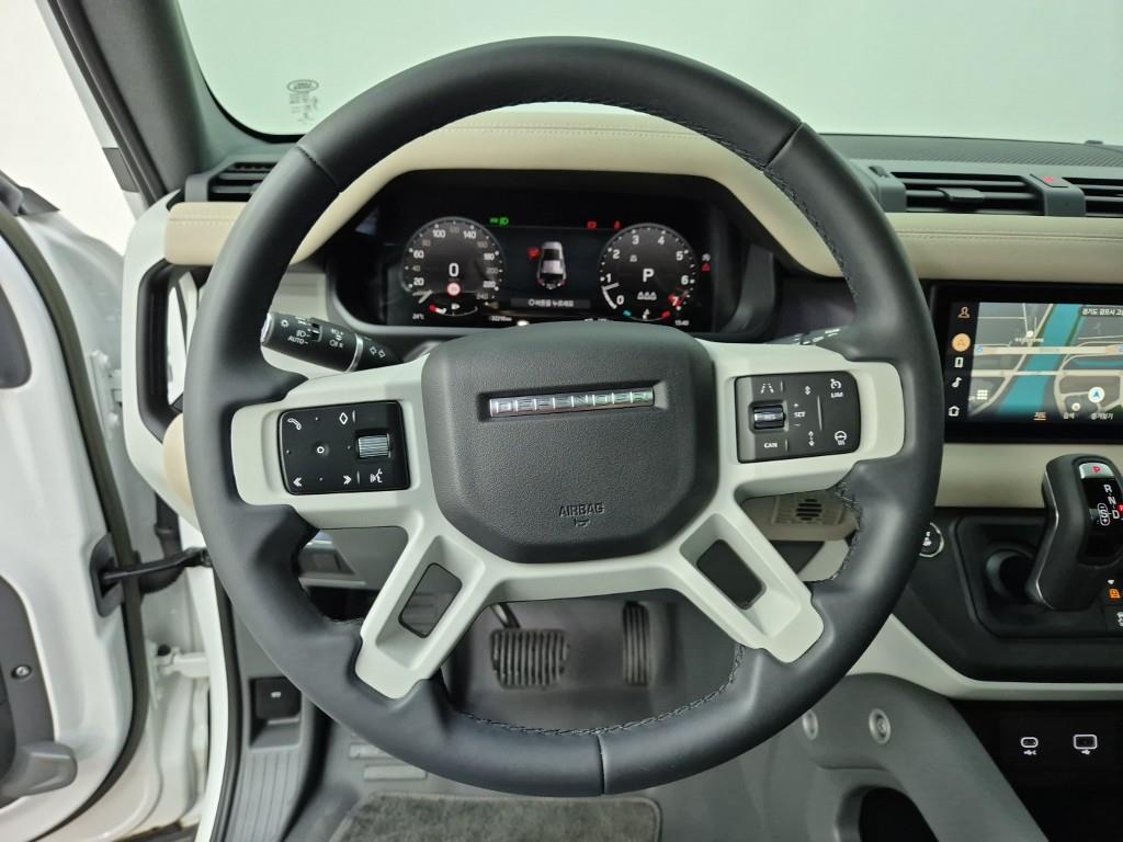 Land Rover Defender - Vista 8