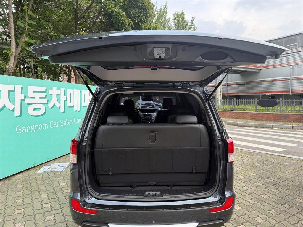 Ssangyong Korando - Vista 6