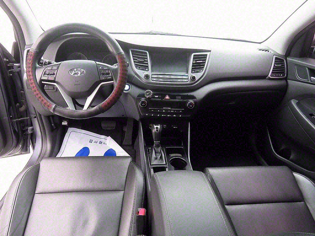 HYUNDAI Tucson - Vista 8