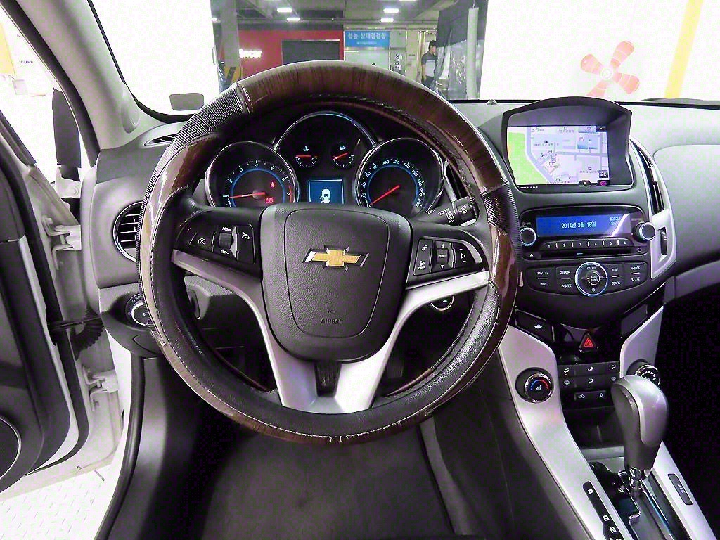 Chevrolet Cruise - Vista 9