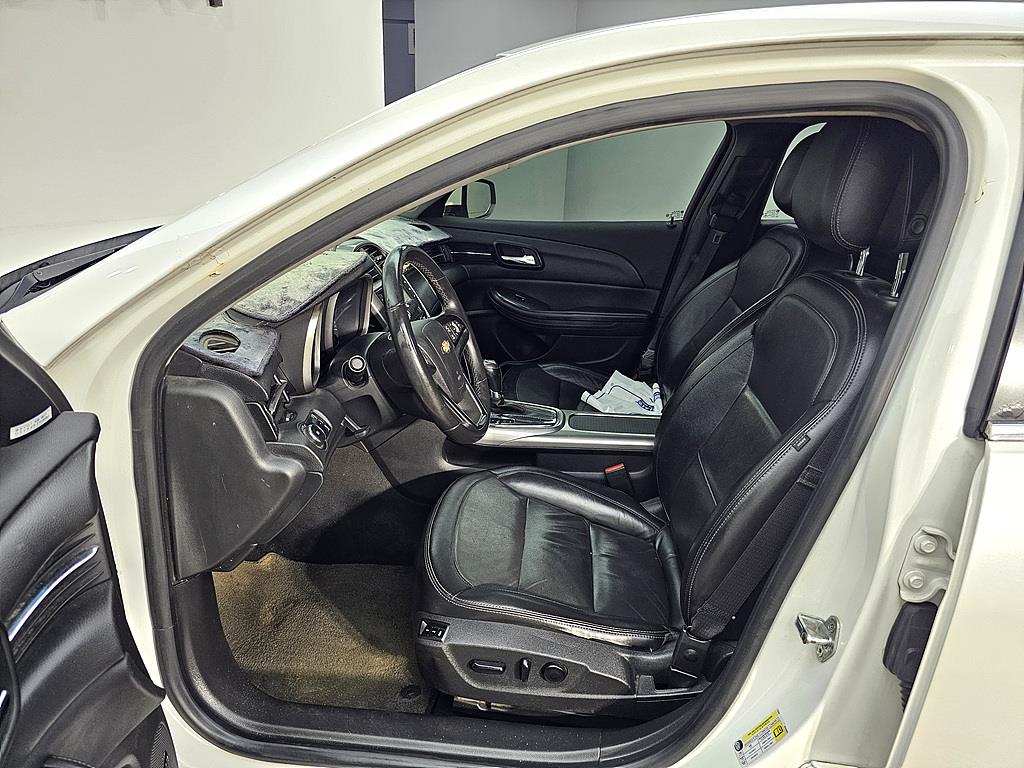 Chevrolet Malibu - Vista 8