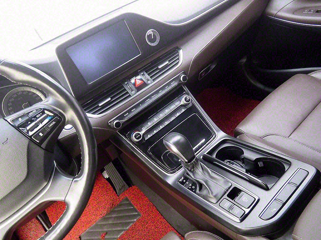 HYUNDAI Grandeur - Vista 10