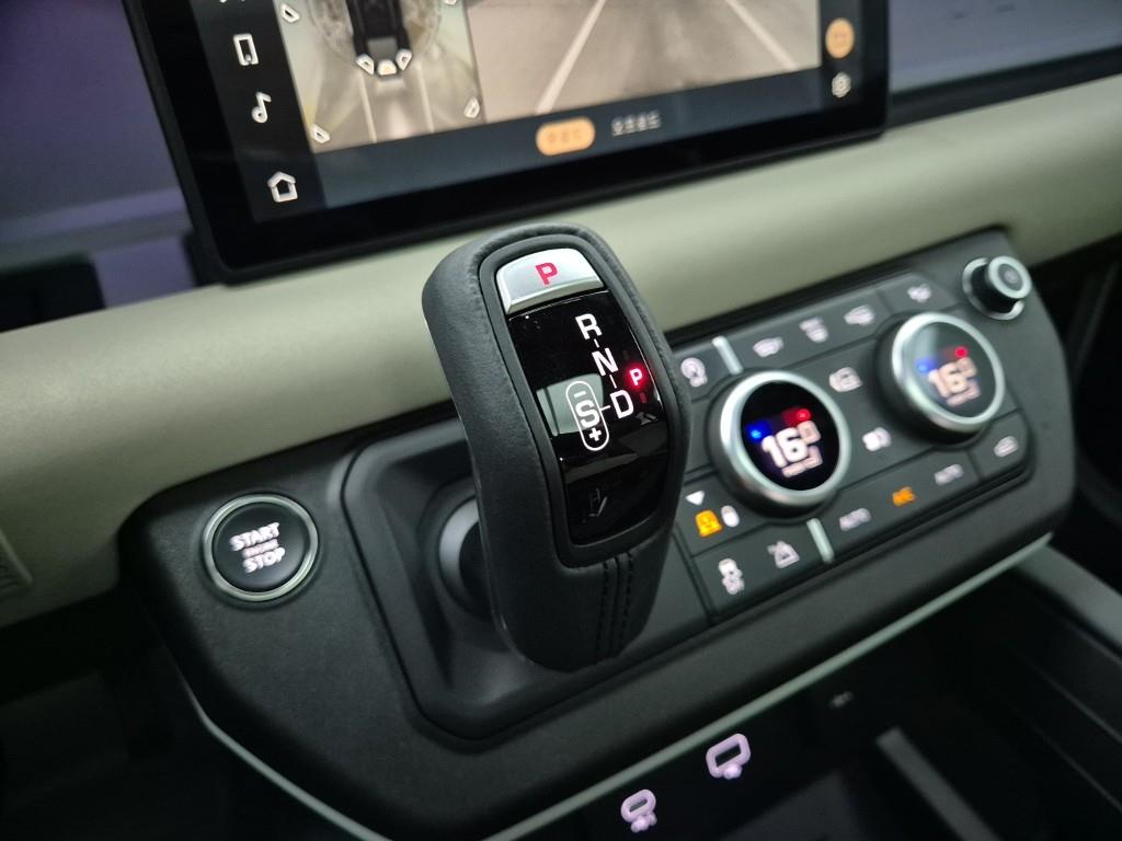 Land Rover Defender - Vista 7