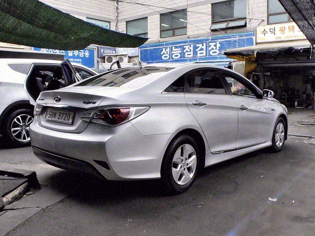 HYUNDAI Sonata - Vista 7