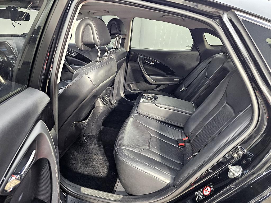 HYUNDAI Grandeur - Vista 9