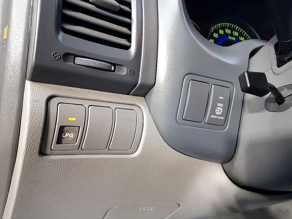 KIA Carnival - Vista 11