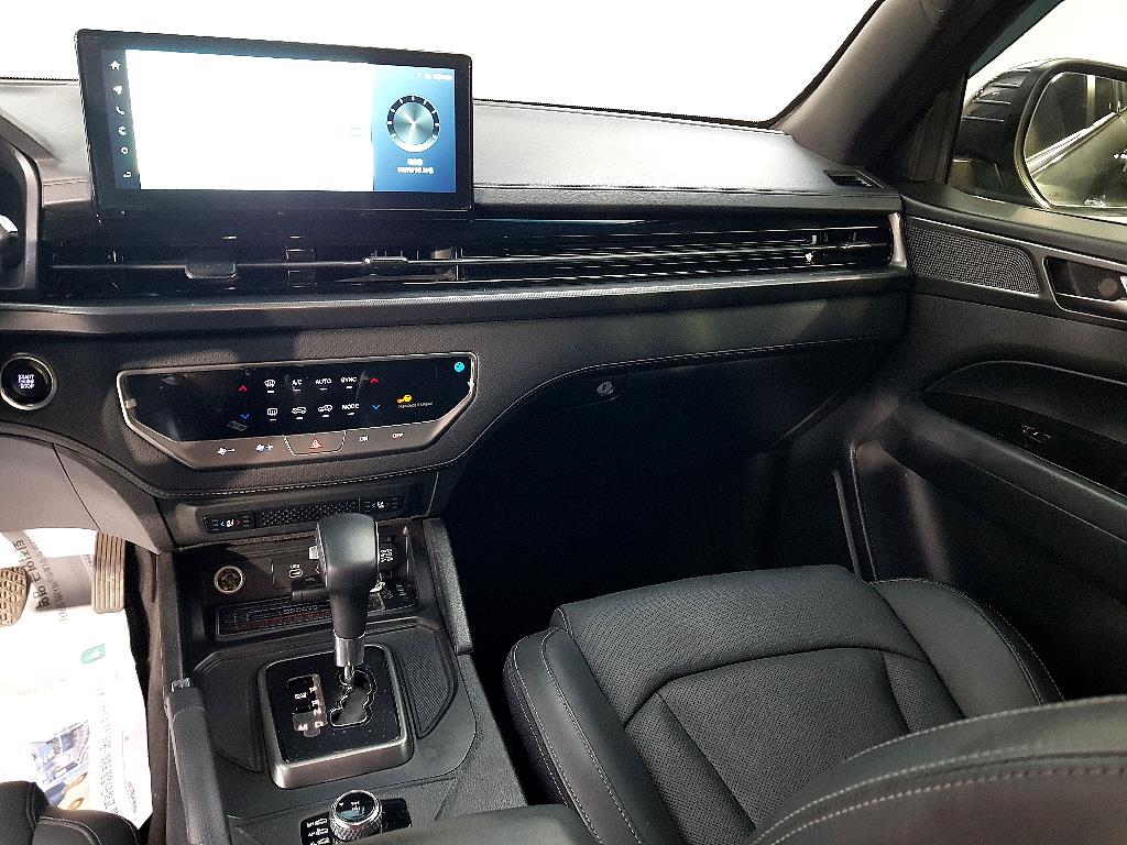 Ssangyong Rexton - Vista 10