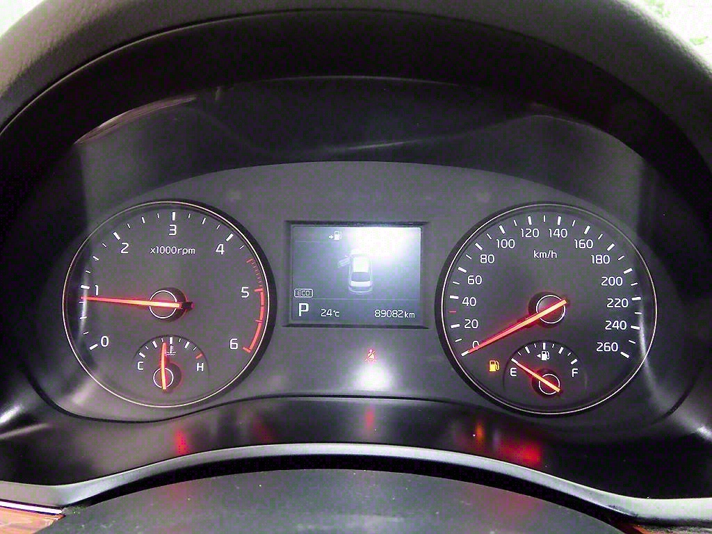 KIA K7 - Vista 9