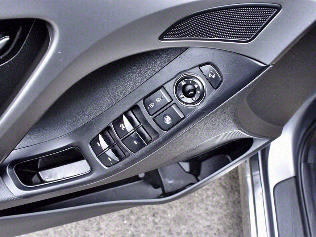 HYUNDAI Avante 2014 Gris - Importación desde Corea - HF Imports Iquique - Foto 13