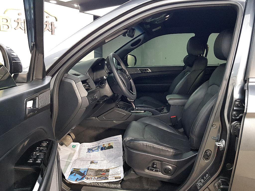 Ssangyong Rexton - Vista 8