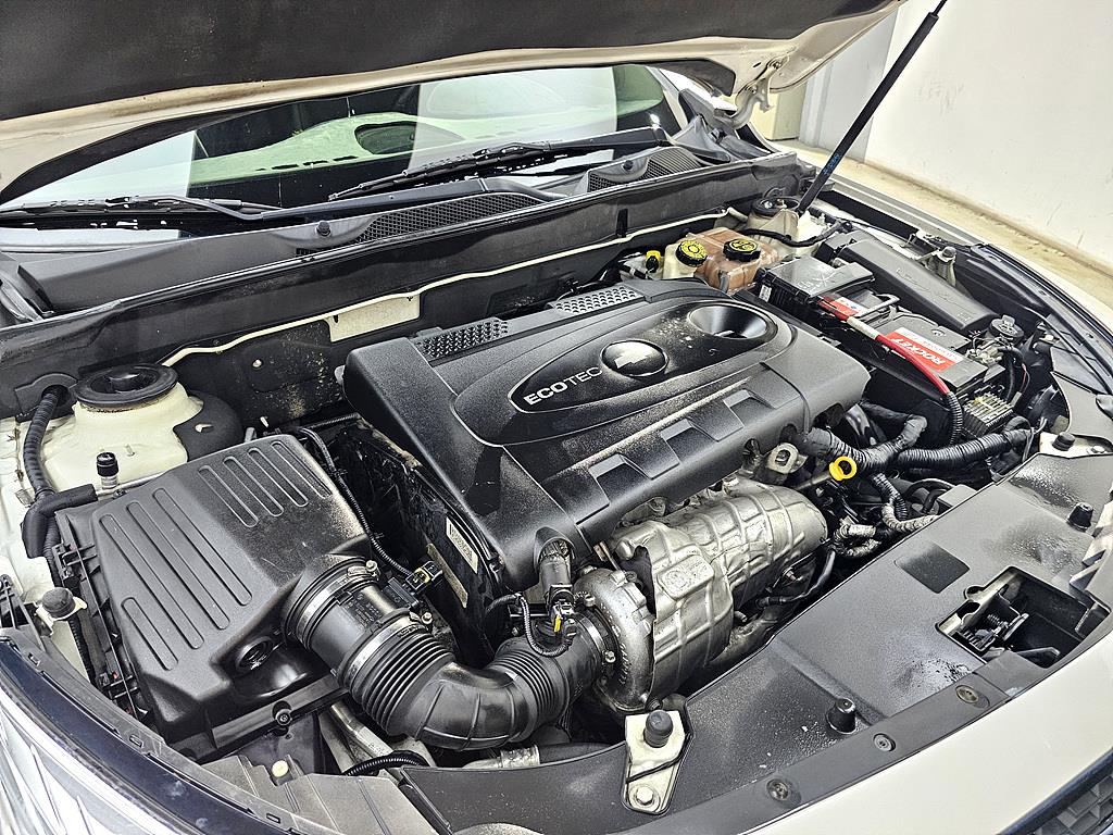 Chevrolet Malibu - Vista 6