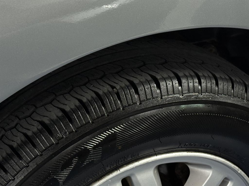 HYUNDAI Starex - Vista 5