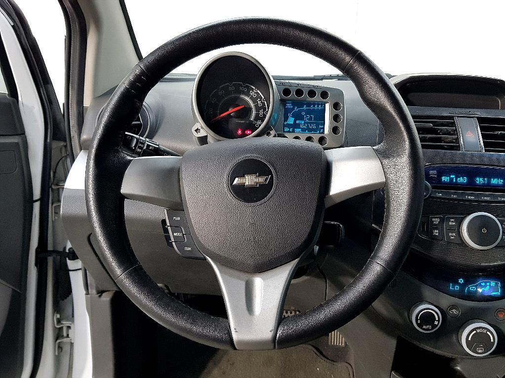 Chevrolet Spark - Vista 12