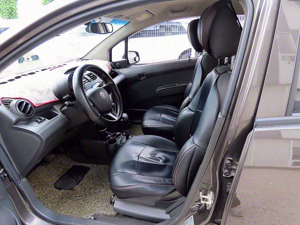 Chevrolet Spark - Vista 5