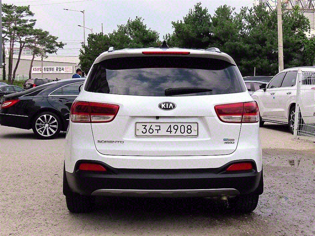 KIA Sorento - Vista 4